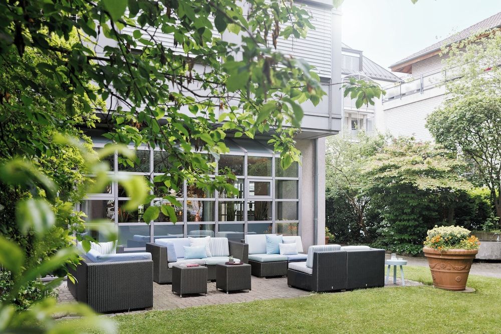 undefined Hotel La Pergola 4