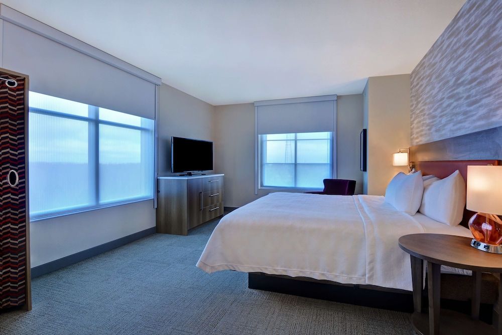 undefined Home2 Suites by Hilton Orlando at Flamingo Crossings 3