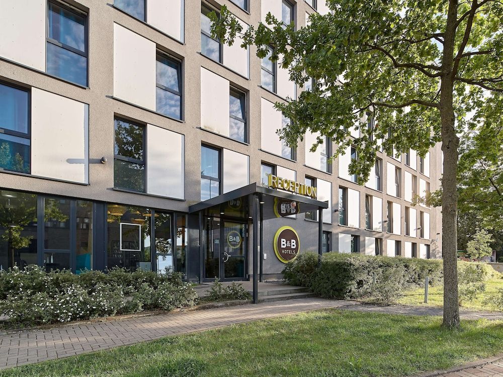 undefined B&B Hotel Köln-Messe 5