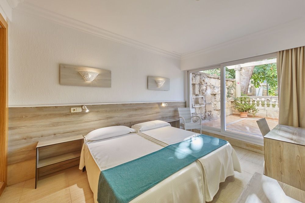 Apartment, 1 Bedroom, Garden View