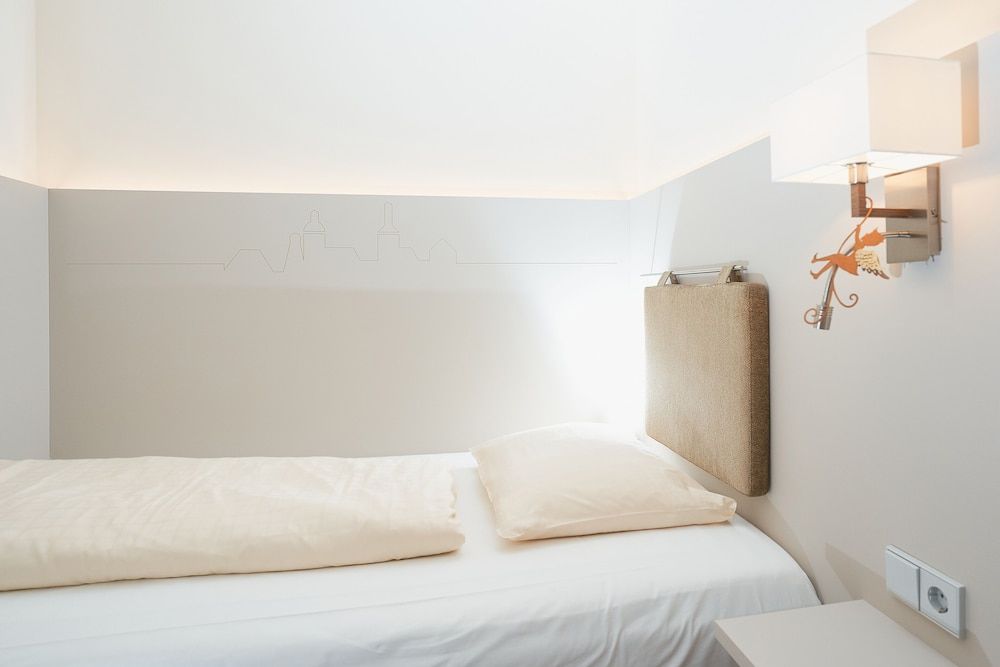 Stadthotel Engel Classic Single Room 2