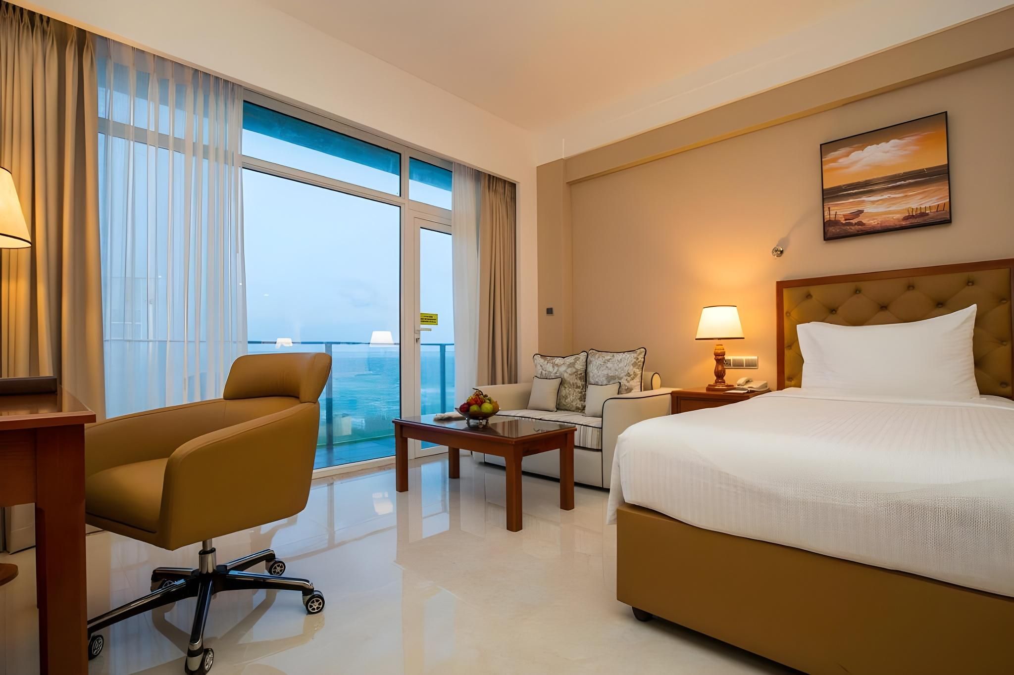 Marino Beach Colombo Deluxe King Room with a Complimentary City Tour