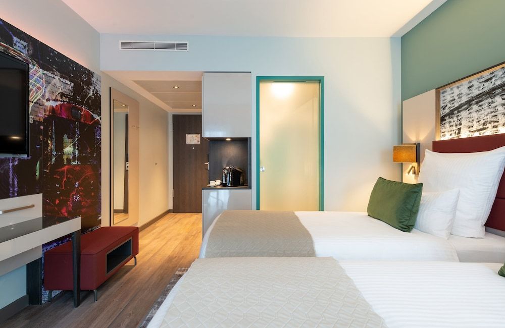 Leonardo Hotel Augsburg Comfort Twin Room 2