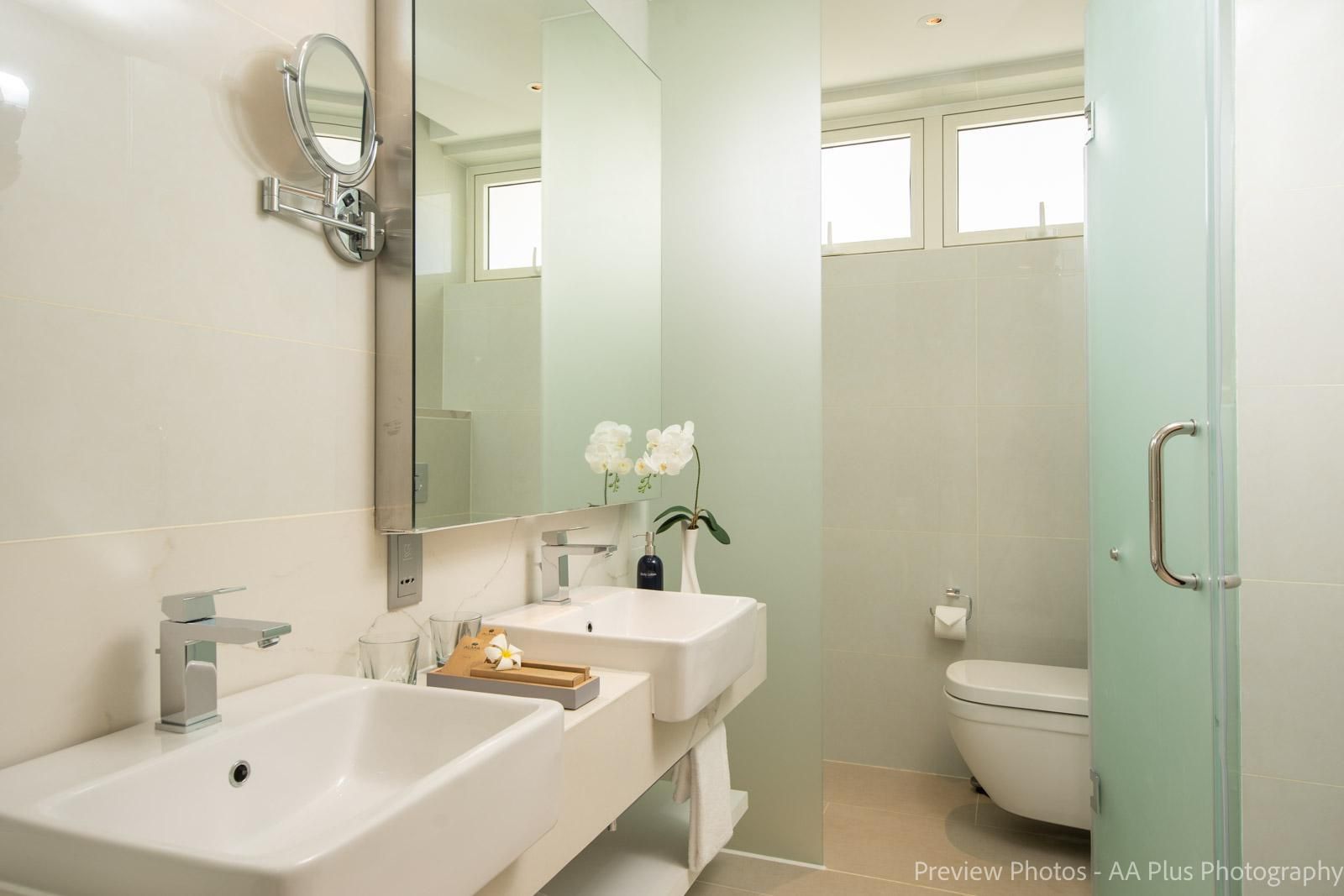 2-Bedroom Suite with Terrace, Panoramic Ocean View - 1 King & 1 Twin