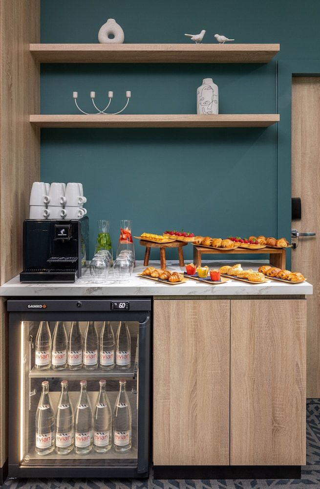 undefined Courtyard by Marriott Paris Charles de Gaulle Central Airport 8