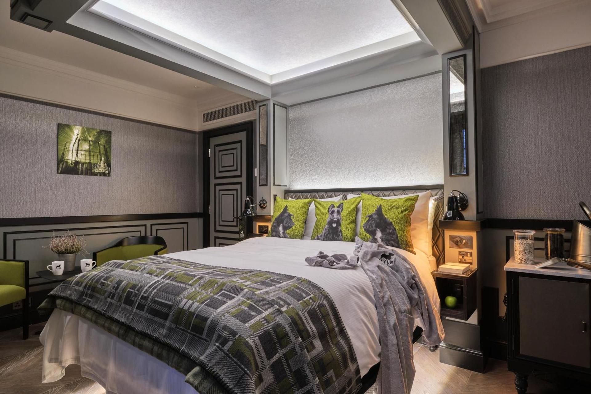 undefined The Gyle - London St Pancras 10