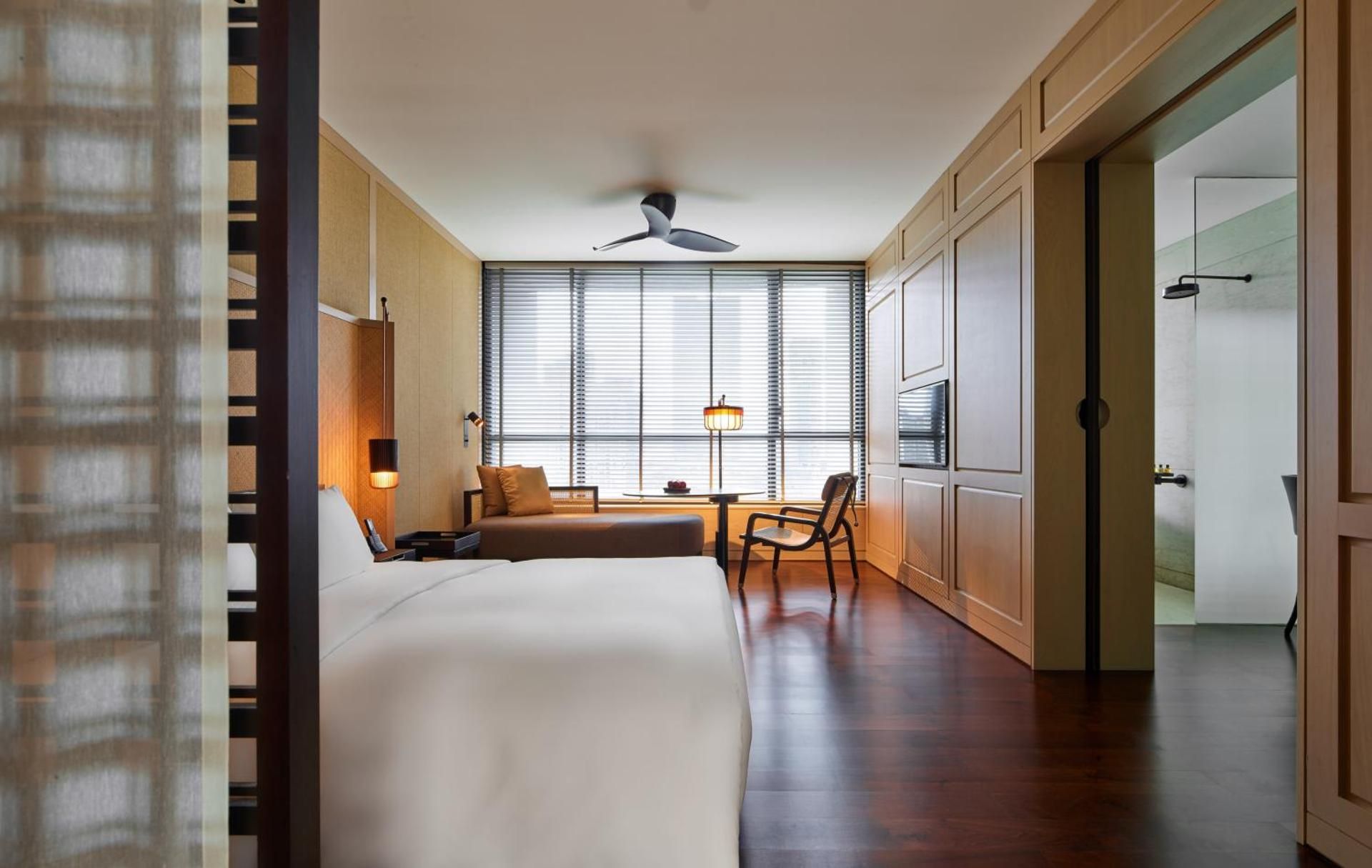 The RuMa Hotel and Residences Deluxe King Room 3