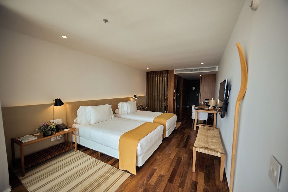 Hotel Fasano Angra dos Reis Quarto superior, 2 camas de solteiro, vista parcial para o oceano 3