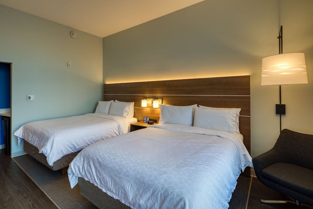 Standard Room, 2 Queen Beds, Accessible (Communications)