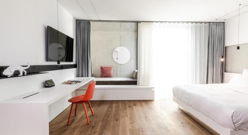 undefined KPM Hotel & Residences Berlin, a Member of Design Hotels 8