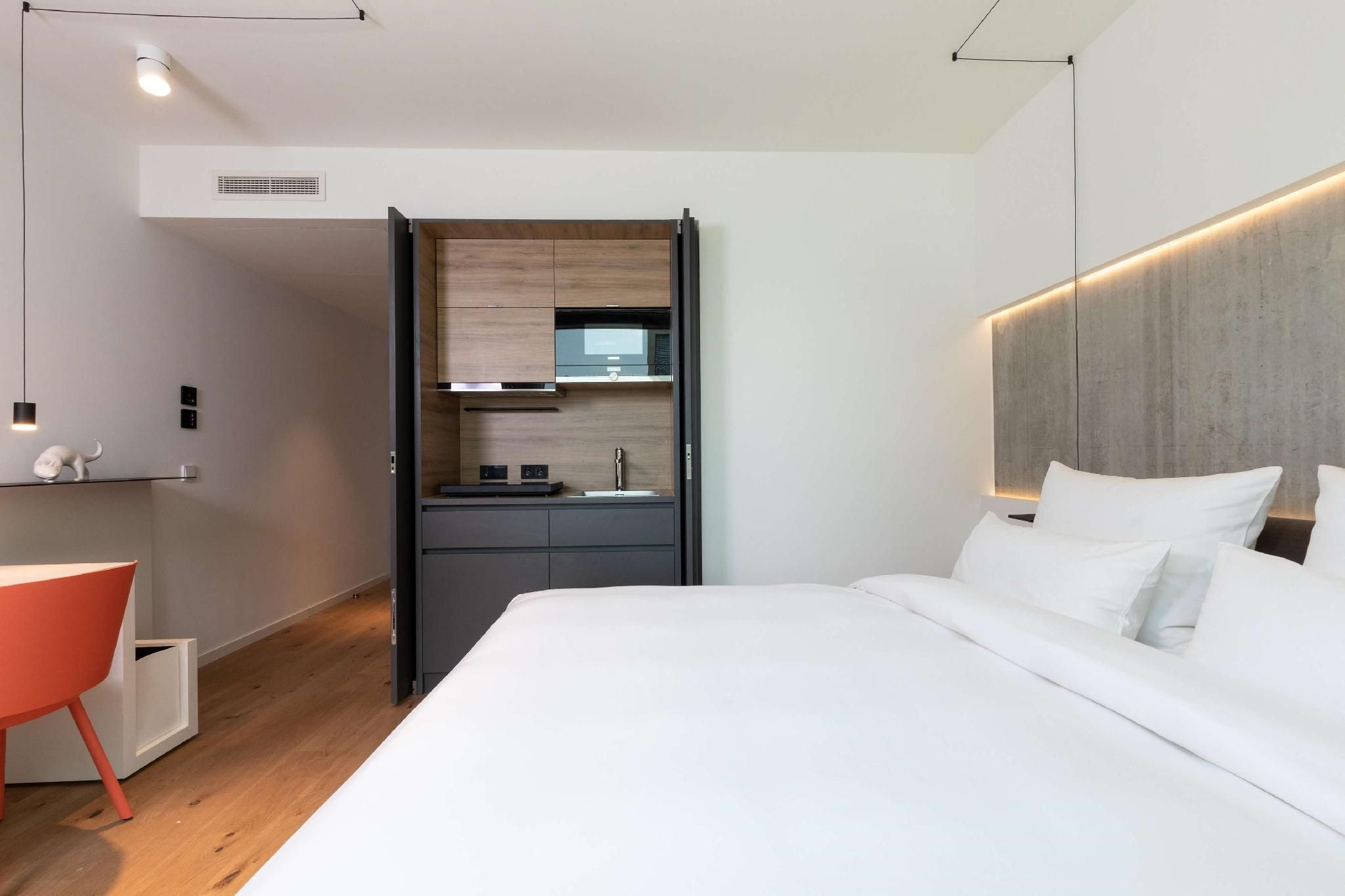 undefined KPM Hotel & Residences Berlin, a Member of Design Hotels 3