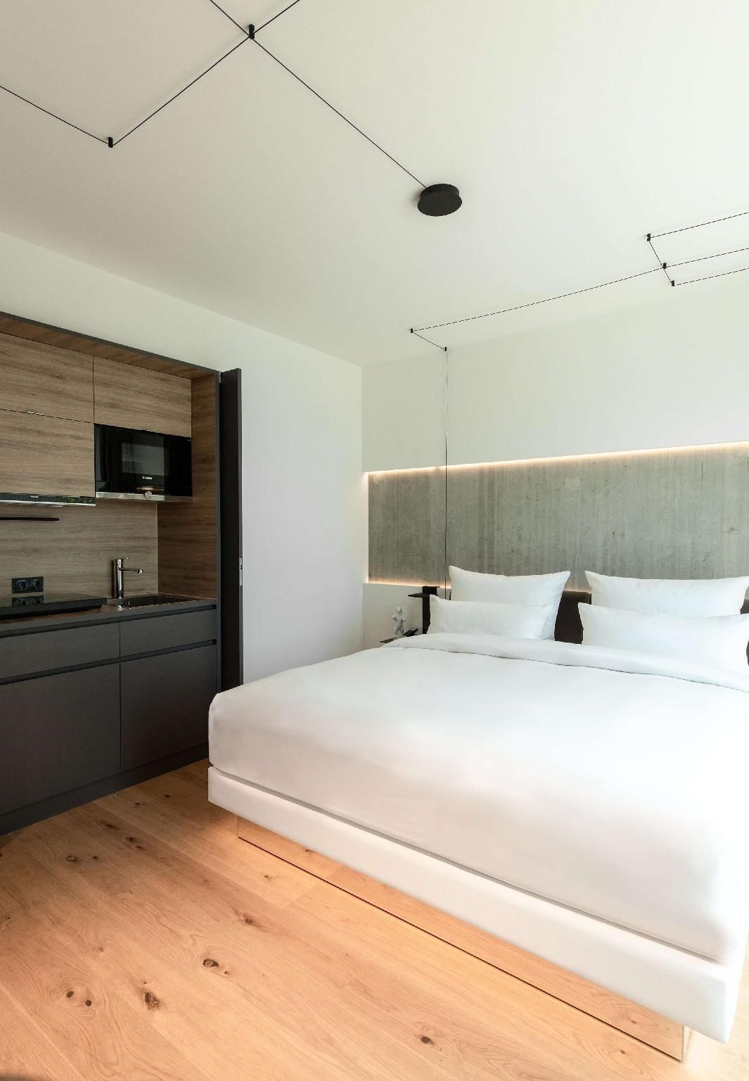 undefined KPM Hotel & Residences Berlin, a Member of Design Hotels 4