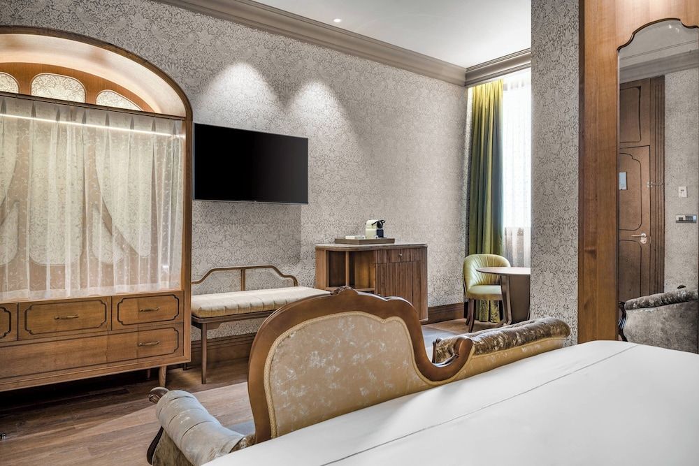 Palacio Santa Clara, Autograph Collection Deluxe Room, 1 King Bed, Non Smoking, Courtyard View