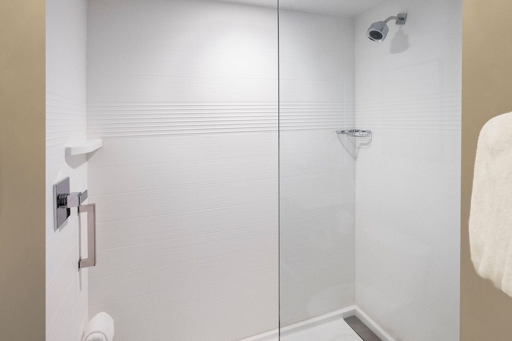 Suite, 1 Bedroom (Mobility Accessible, Tub)