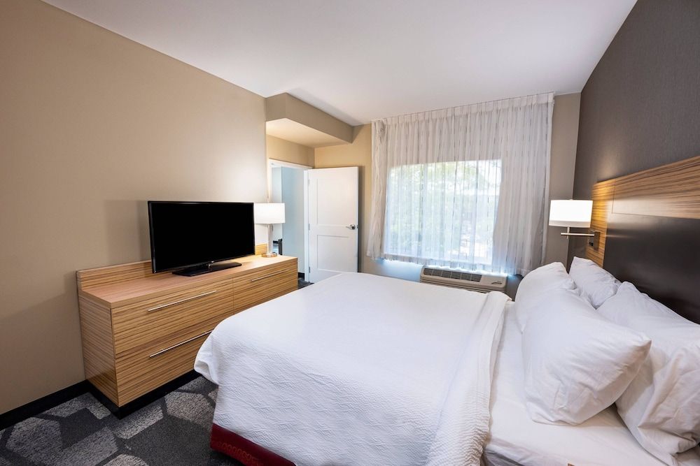 Suite, 1 Bedroom (Mobility Accessible, Tub)