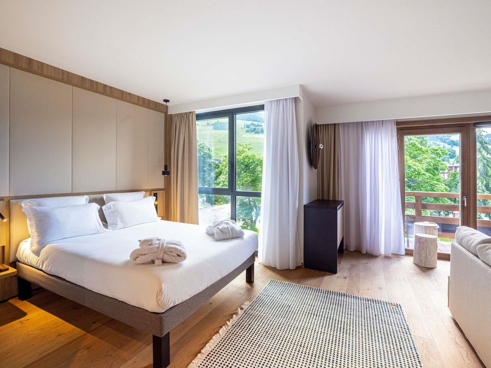 Junior Suite, 1 Double Bed with Sofa bed, Balcony