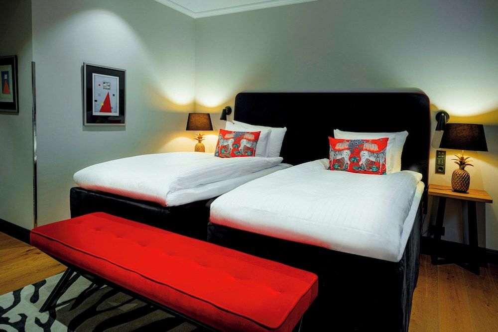 Hotel U14, Autograph Collection Comfort Room, 2 Twin Beds, Non Smoking 3