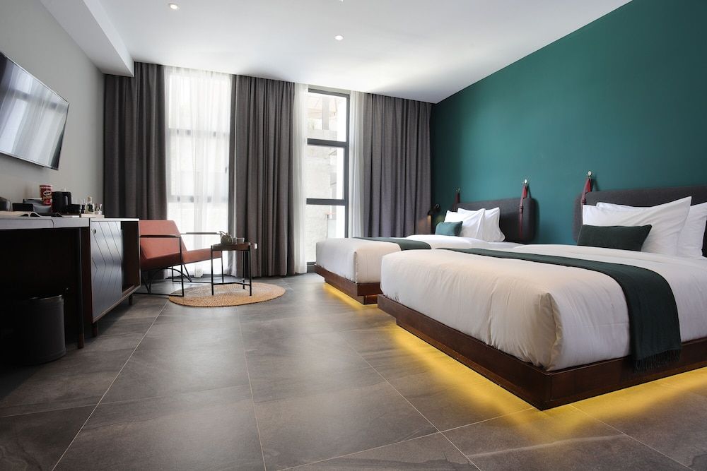 undefined Baitong Hotel & Resort 4