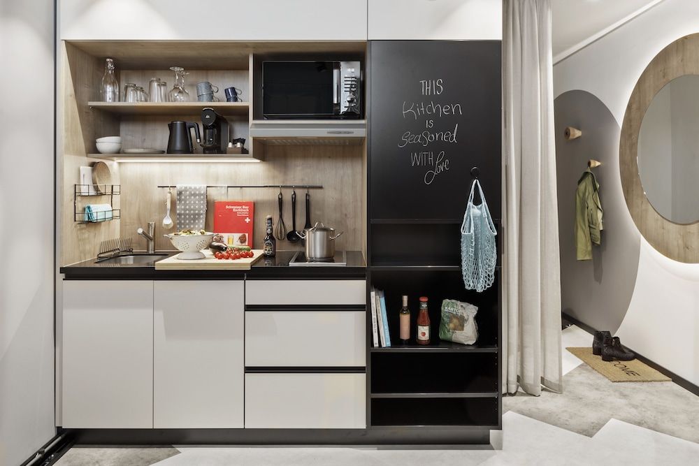 Stay KooooK Bern Wankdorf – Online Check In Studio 12