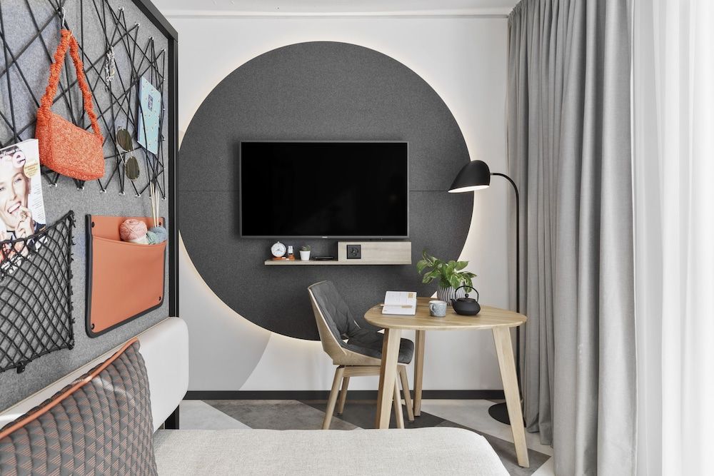 Stay KooooK Bern Wankdorf – Online Check In Studio 12