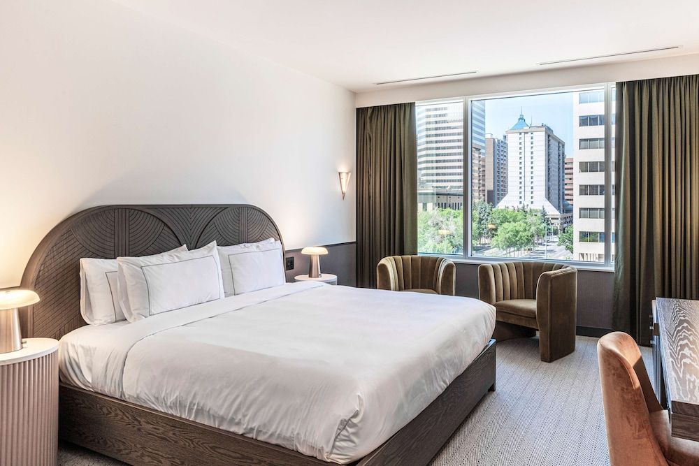 Deluxe Room, 1 King Bed (Reflect)