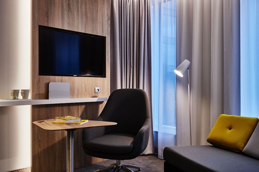 Holiday Inn Express Warsaw - The HUB by IHG Standard Room, 1 Double Bed, Accessible 8