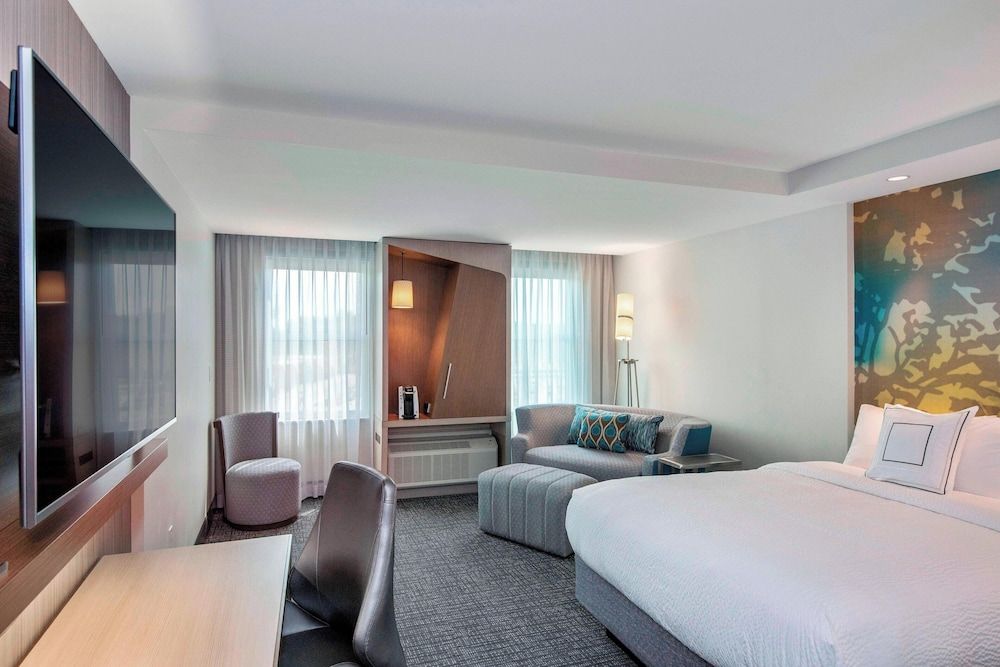 Room, Multiple Beds