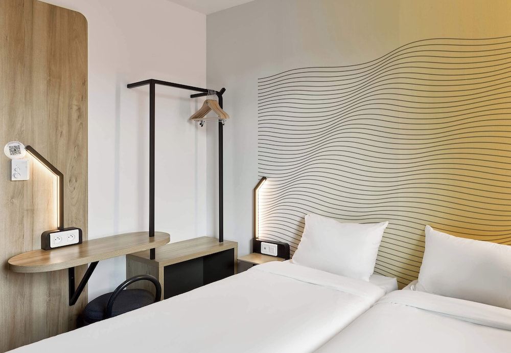 B&B HOTEL PARIS Gennevilliers Asnières Twin Room, Non Smoking 3