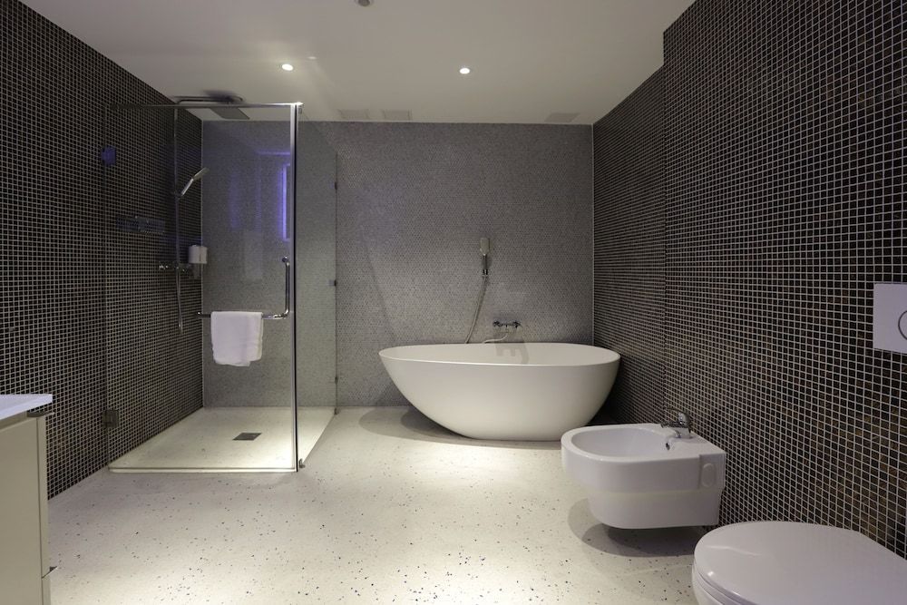 undefined Chasse Hotel 9