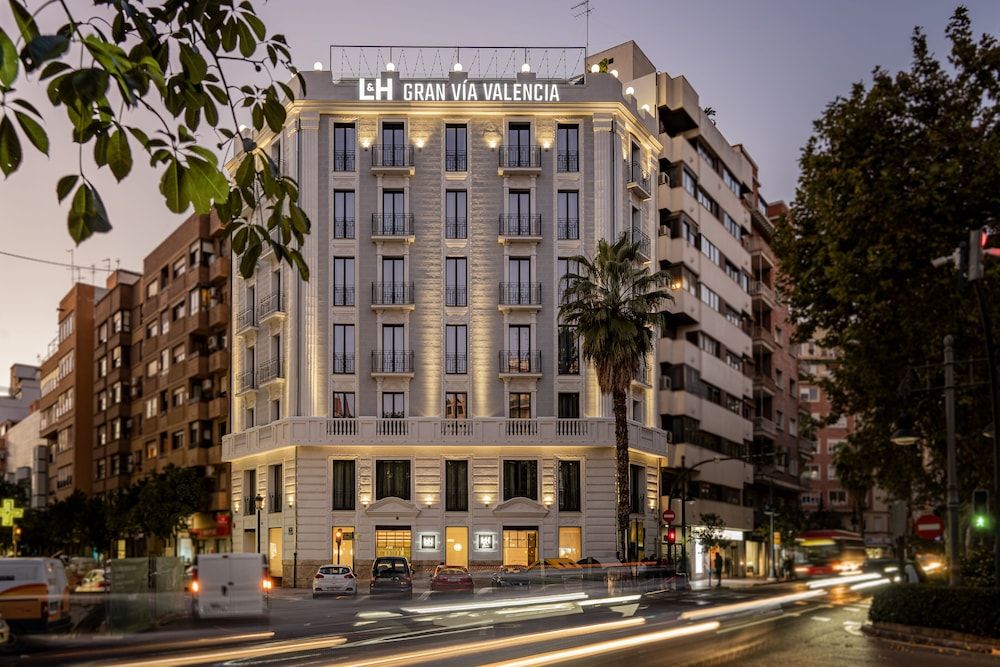 undefined L&H Gran Via Valencia 8