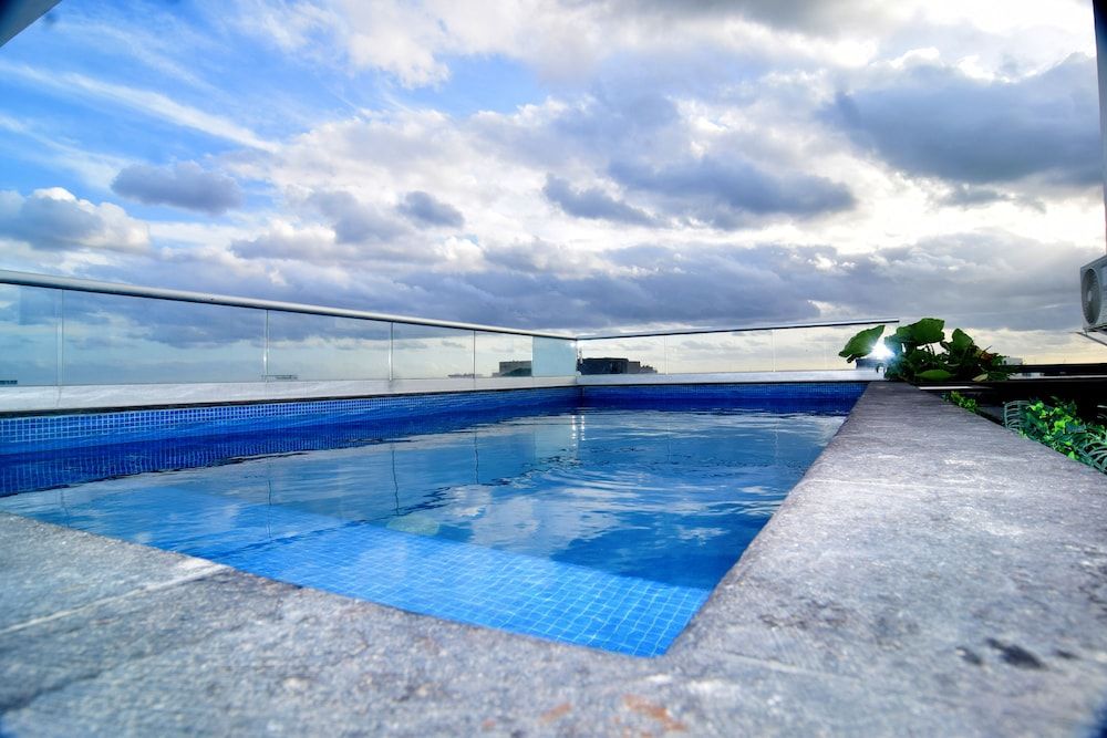 undefined Illusion Xpress (Attraction Hotel Deluxe)