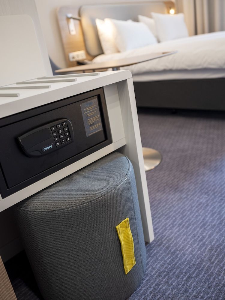 Holiday Inn Express Nice Grand Arenas by IHG Standard Room, 2 Twin Beds (Free Breakfast) 8