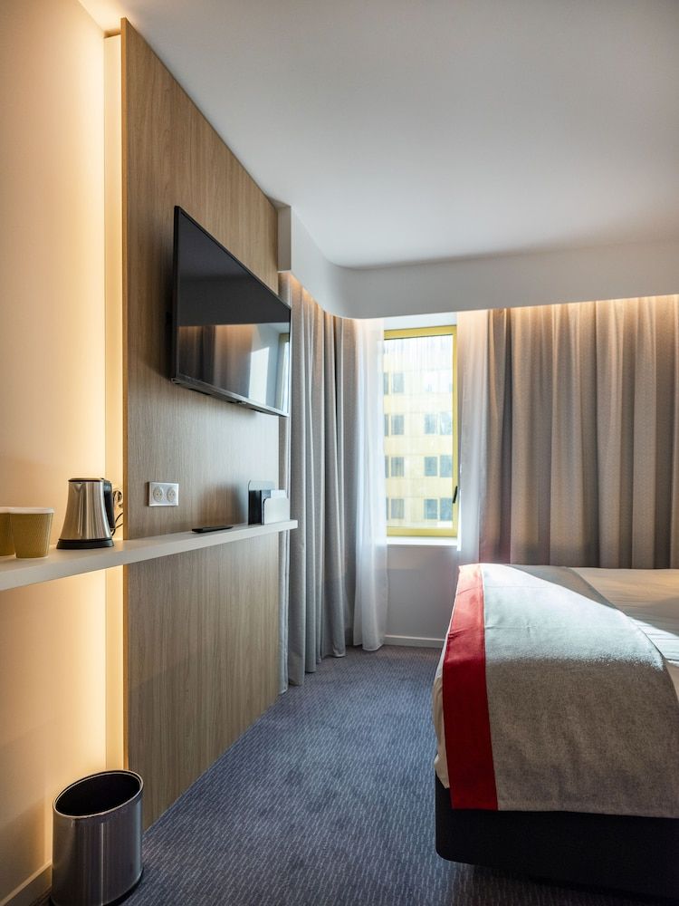 undefined Holiday Inn Express Nice Grand Arenas by IHG 6