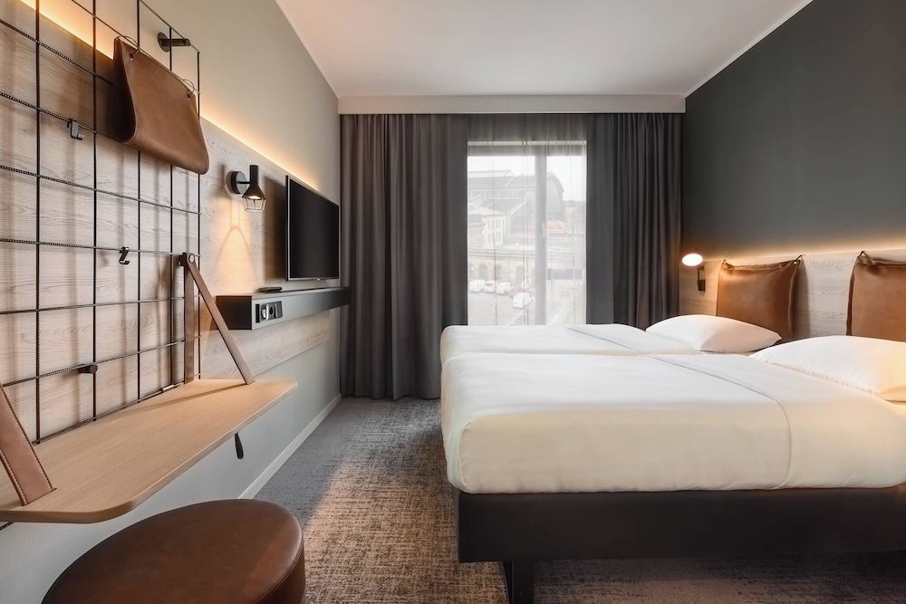 Moxy Dresden Neustadt Room, 2 Twin Beds