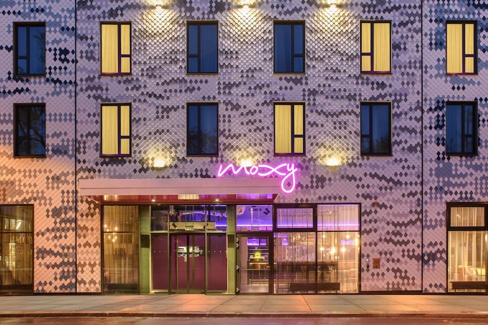 undefined Moxy Dresden Neustadt 6
