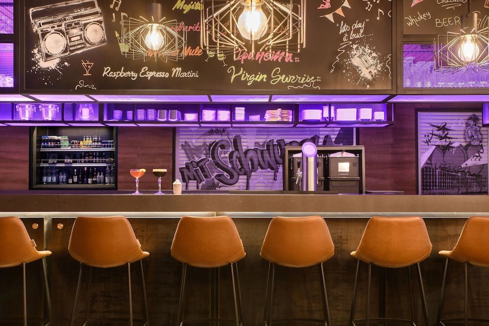 undefined Moxy Dresden Neustadt 9