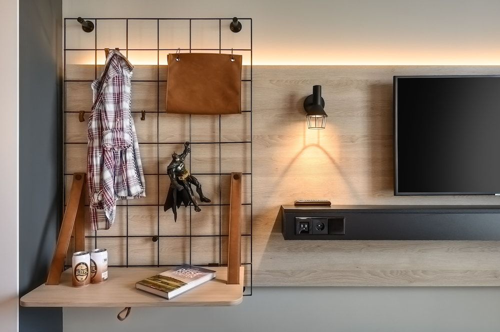 Moxy Dresden Neustadt Room, 2 Twin Beds 4