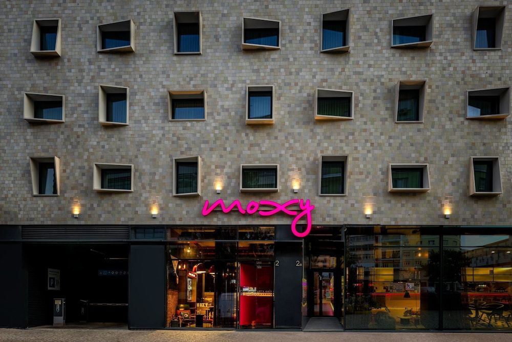 undefined Moxy Lisbon City 8