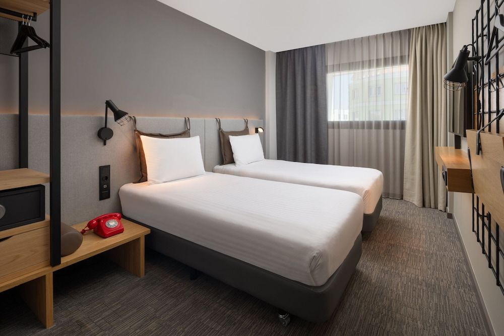 undefined Moxy Lisbon City 5