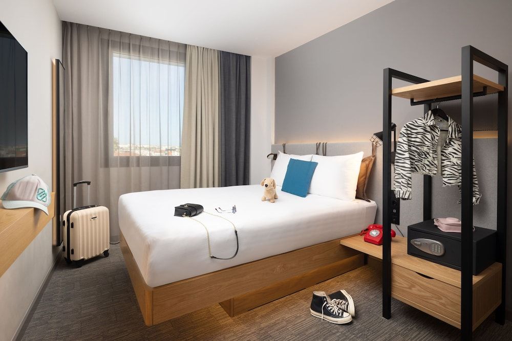 undefined Moxy Lisbon City 3