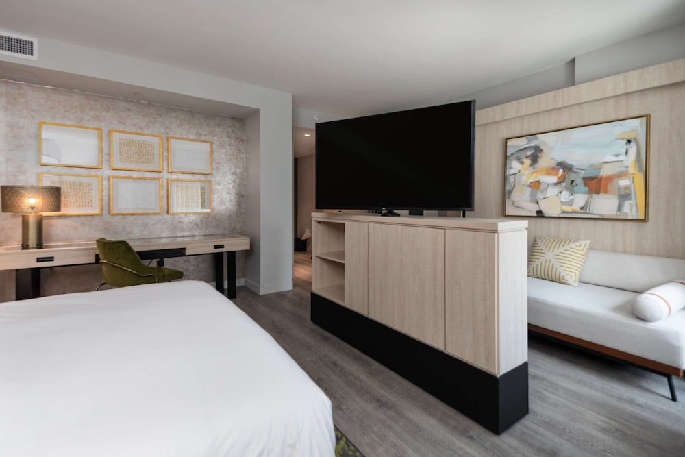 Studio, 1 King Bed