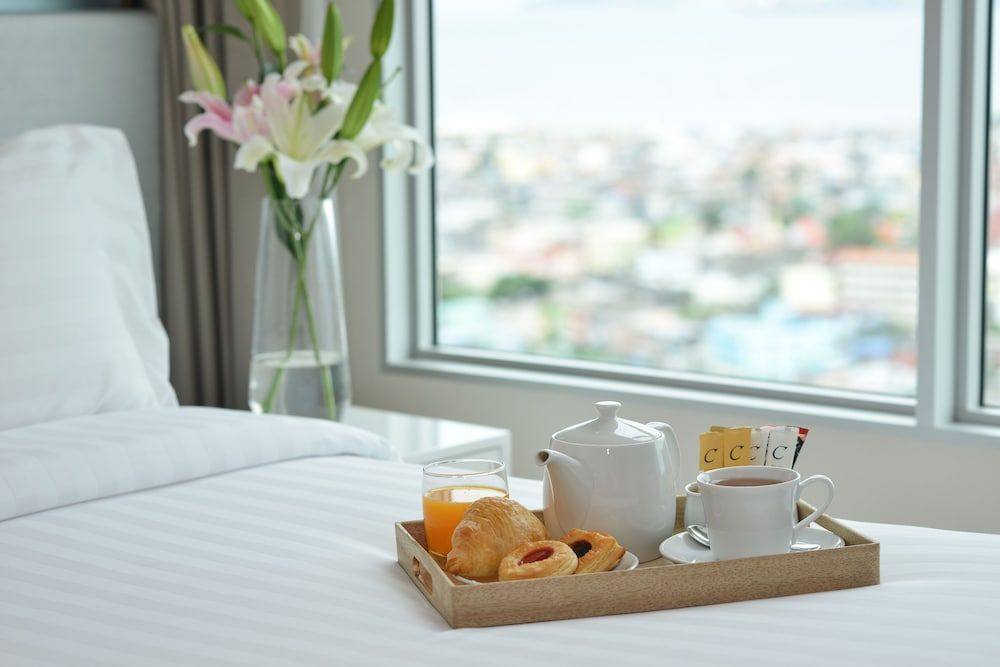 Presidential Room, 1 King Bed, City View