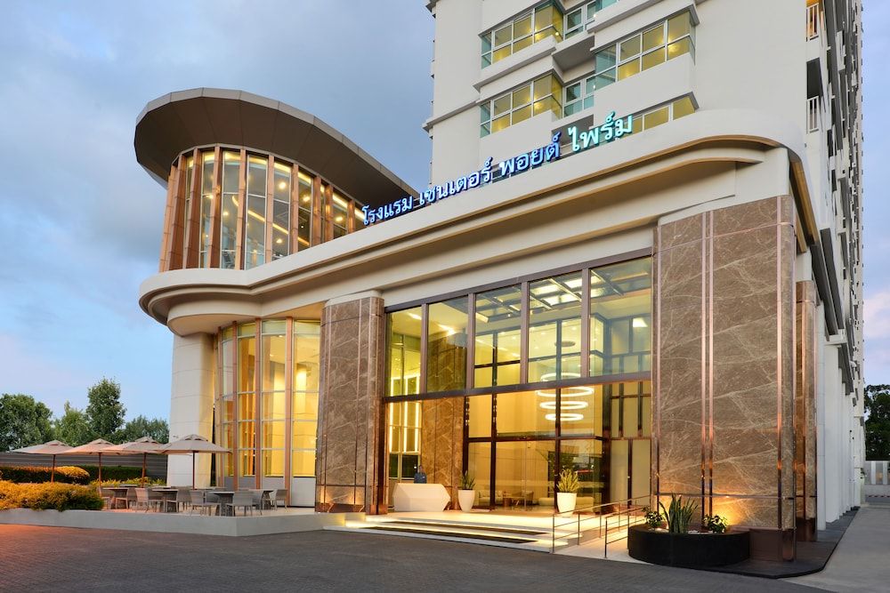 undefined Centre Point Prime Hotel Pattaya 4