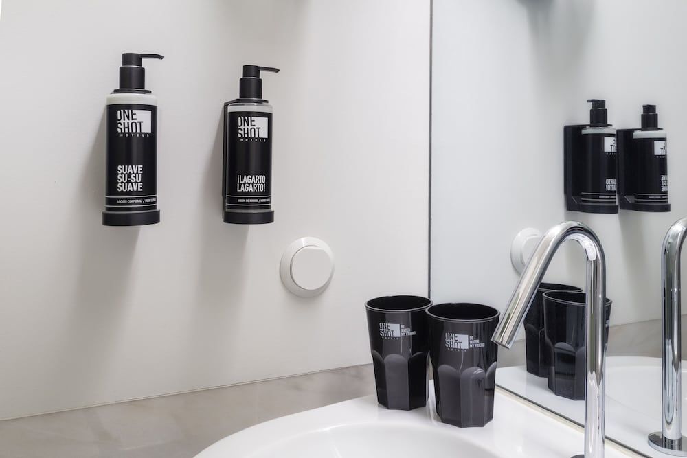 One Shot Aliados Goldsmith Executive Double or Twin Room 8