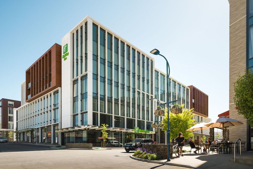 undefined Holiday Inn Queenstown Remarkables Park by IHG 4