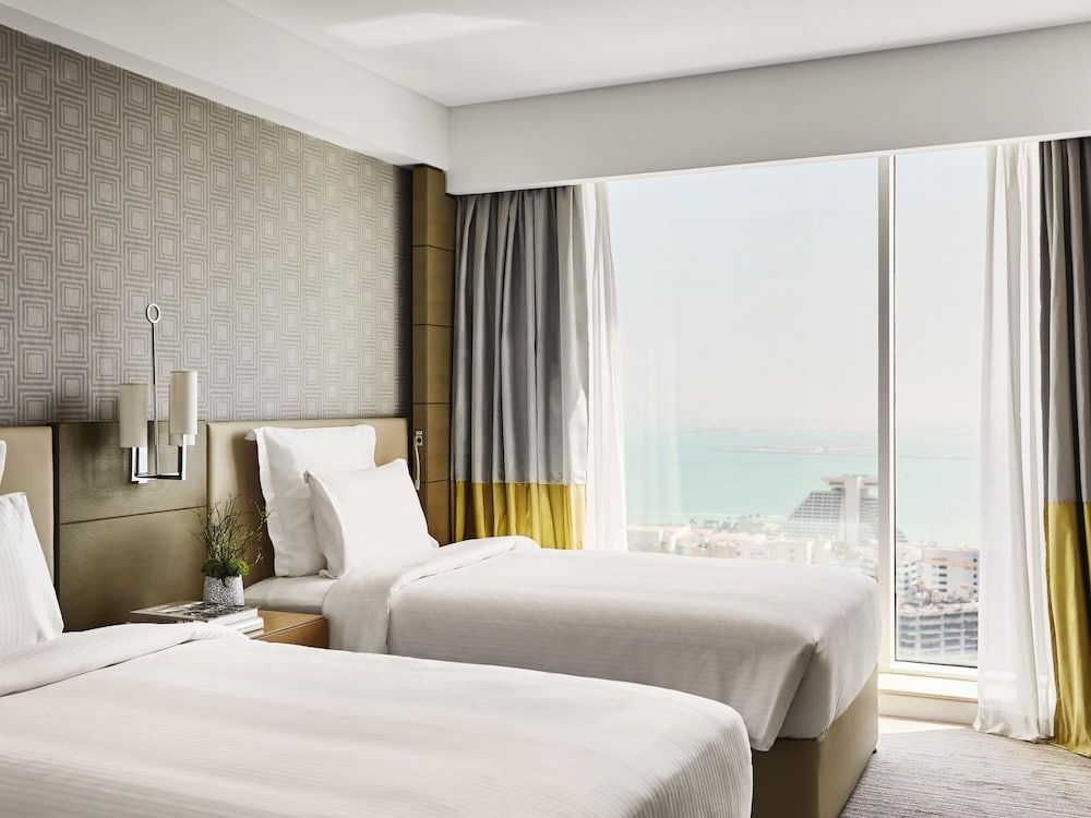 Pullman Doha West Bay Superior Twin Room, 2 Twin Beds 2