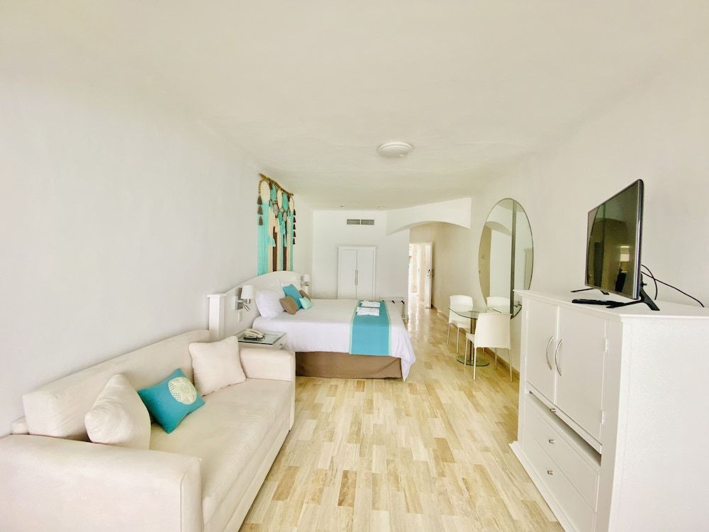 undefined Cyan Cancun Resort & Spa 3