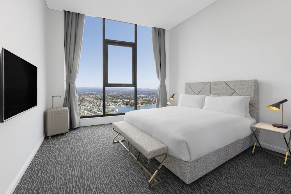 Meriton Suites Surfers Paradise 3 Bedroom Ocean Sky Suite 3
