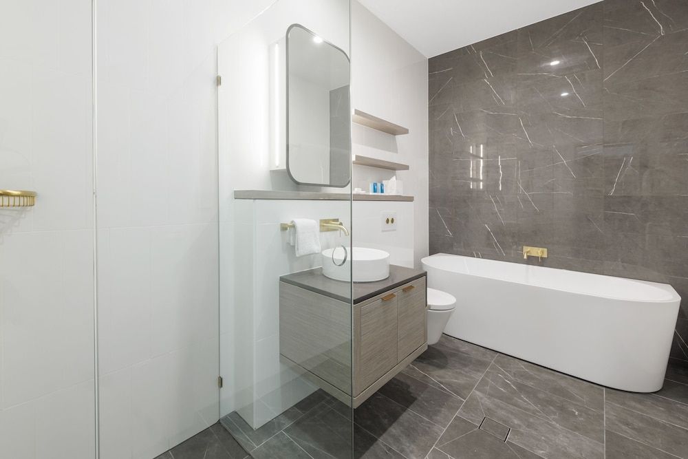 Meriton Suites Surfers Paradise Two Bedroom Ocean Sky Suite 7