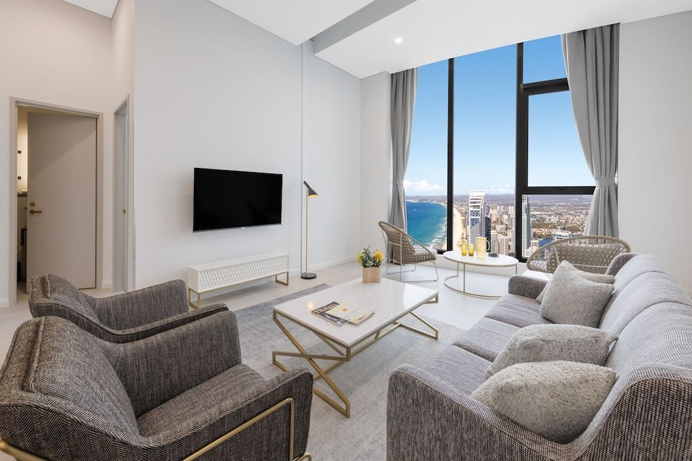 Meriton Suites Surfers Paradise Two Bedroom Ocean Sky Suite 12